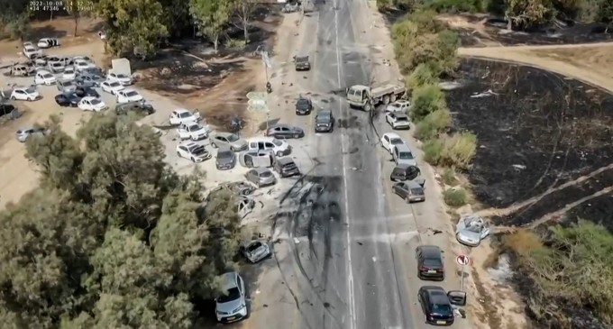 „Cadavrele mi-au salvat viața, m-au protejat de împușcături”: Noi mărturii cutremurătoare de la „festivalul groazei” din Israel