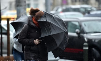 Cod galben de vânt puternic în peste jumătate de țară. Avertizarea meteo, valabilă până luni