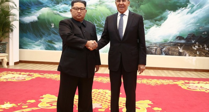 Kim Jong Un: Coreea de Nord vrea să construiască o relaţie „orientată spre viitor” cu Rusia