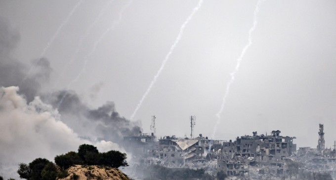 LIVE VIDEO ​Război în Israel: Armata israeliană lovește ținte în Siria și Liban / 33 de camioane de ajutor intră în Gaza/ Medicii din Gaza spun că evacuarea spitalelor este „imposibilă”