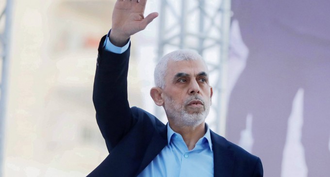 Cine este Yahya Sinwar, liderul Hamas care a decis atacul asupra Israelului și care a petrecut 24 de ani în închisorile de acolo