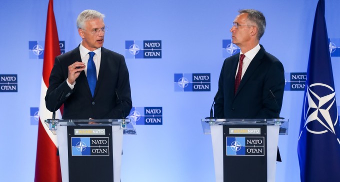 Fostul premier Krisjanis Karins și-a anunțat interesul pentru postul de secretar general al NATO / Când ar urma să plece Jens Stoltenberg