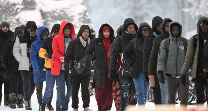 Finlanda spune că nu întrevede o încetare a crizei migranților pe care Rusia încearcă să o orchestreze la granițele sale