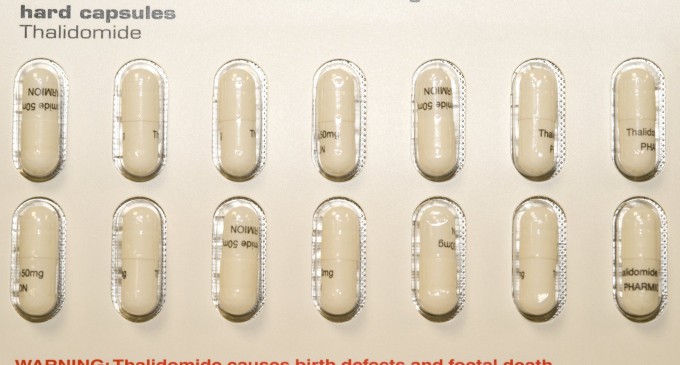 „Unul dintre cele mai întunecate capitole din istoria noastră”: Guvernul australian și-a cerut scuze pentru aprobarea thalidomidei