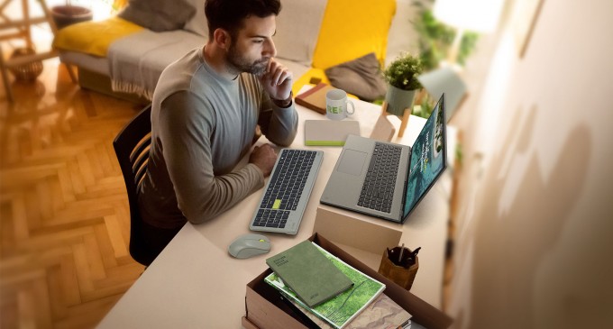 Acer se angajează la neutralitate climatică pentru linia de laptopuri Vero