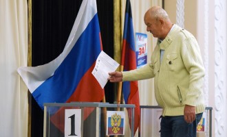 Comuniștii ruși desemnează drept candidat un veteran al vieții politice