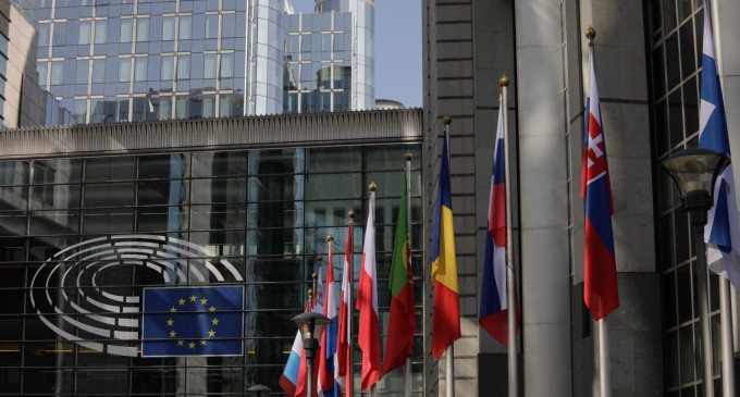 Trei sferturi dintre români spun că ar vrea să voteze la europarlamentare