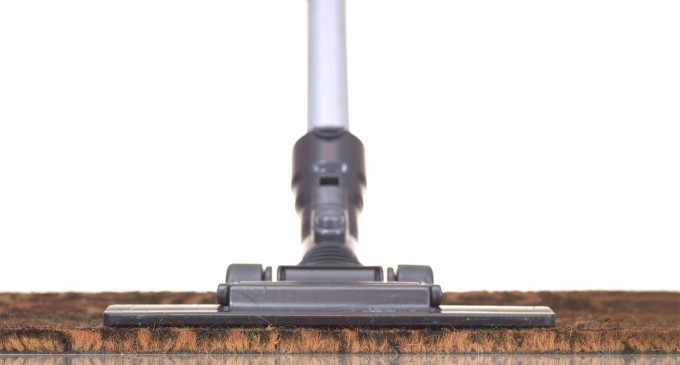 Un inel în valoare de 750.000 de euro, dispărut în hotelul Ritz din Paris, a fost găsit în sacul unui aspirator