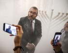 VIDEO Polonia: Deputatul care a stins o menoră cu un stingător, anchetat de procuratură