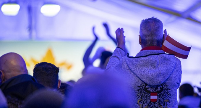 Austria organizează alegeri generale pe 29 septembrie, cu extrema dreaptă favorită