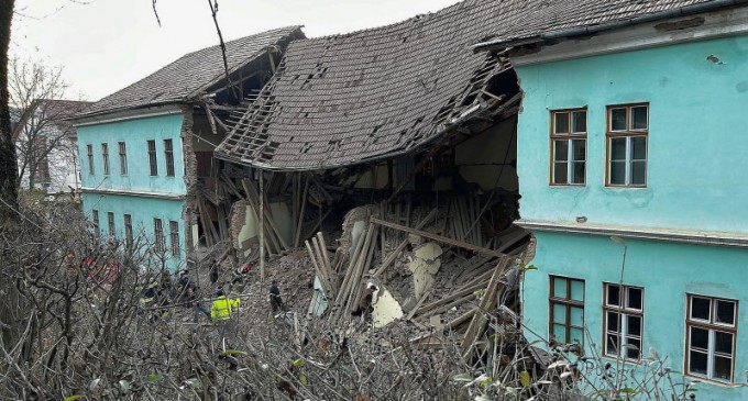 Elevul care a murit la Odorheiu Secuiesc, găsit cu ajutorul unui câine de căutare al salvamontiştilor