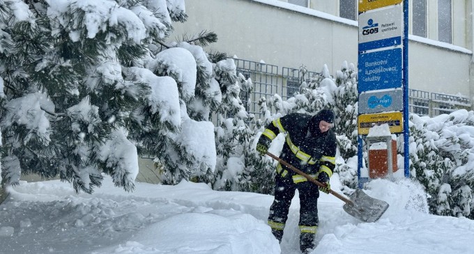 E cod roșu de ninsori în Cehia. MAE a emis o alertă de călătorie