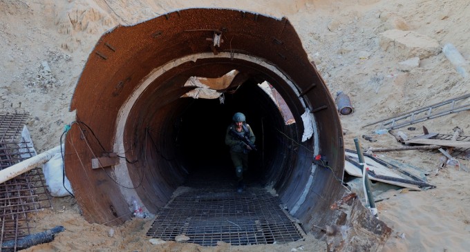 Armata israeliană susține că a descoperit tuneluri folosite de liderii Hamas