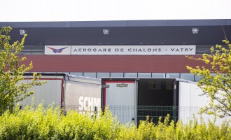 Avionul românesc oprit la sol în Franţa a decolat spre Bombay cu mai puţini pasageri la bord