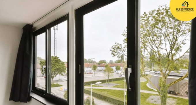 Cum să integrezi ferestrele gri antracit în designul interior al casei tale