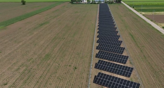 Iată tot ce trebuie să știi despre parcurile de panouri fotovoltaice din România