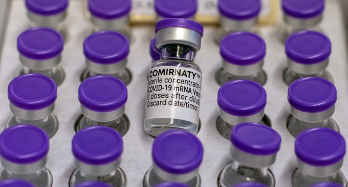 Pfizer vs. România: A fost stabilit un calendar al procesului / Compania farmaceutică solicită plata pentru aproape 29 de milioane de doze de vaccin anti-Covid