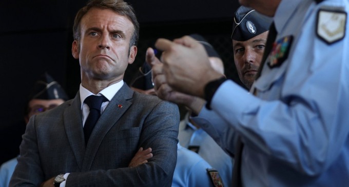 Macron va vizita Ucraina până la jumătatea lunii martieîn ciuda zvonurilor privind un atac planificat asupra sa