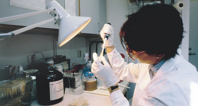 Eşantioane strânse timp de decenii, distruse în urma defectării congelatoarelor la Institutul Karolinska din Suedia. Cel mai afectate sunt studiile în materie de leucemie