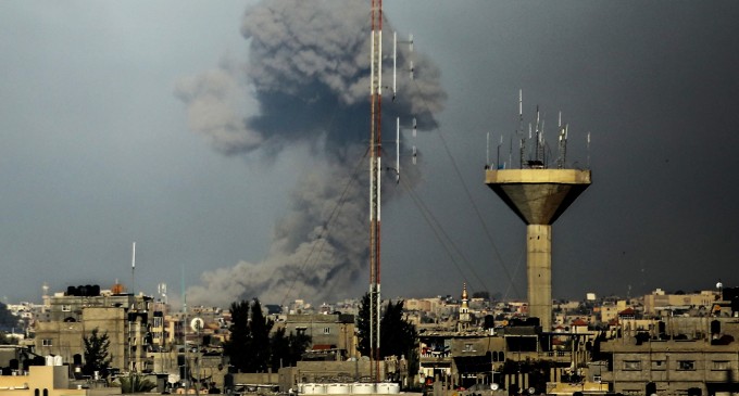 David Cameron spune că e „profund îngrijorat” de ideea unei operațiuni terestre israeliene în Rafah