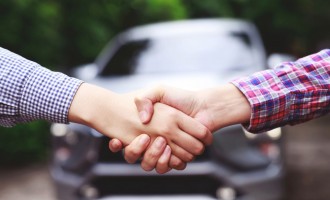 Cum Să Primești Cel Mai Bun Preț pentru Mașina Ta Rulată