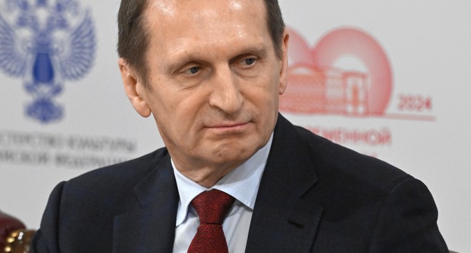 Şeful spionajului din Rusia ameninţă Franţa că orice militar francez trimis în Ucraina va deveni o ţintă prioritară