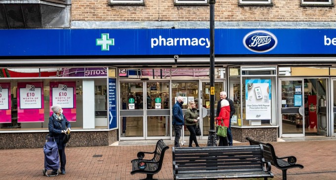 Marea Britanie se confruntă cu o penurie de medicamente fără precedent