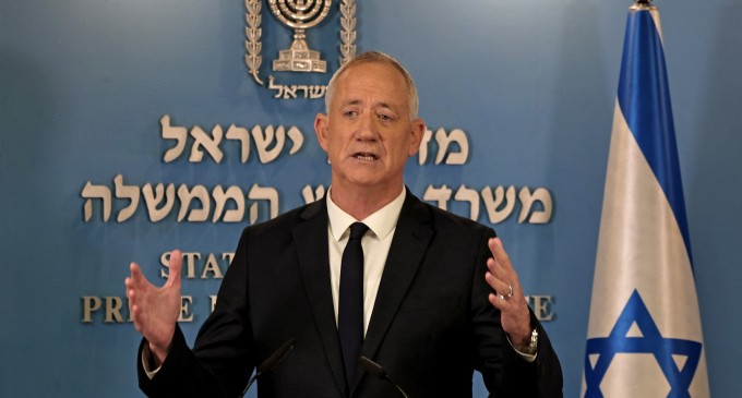 Israel: Benny Gantz îşi consolidează avansul în sondaje în faţa lui Netanyahu
