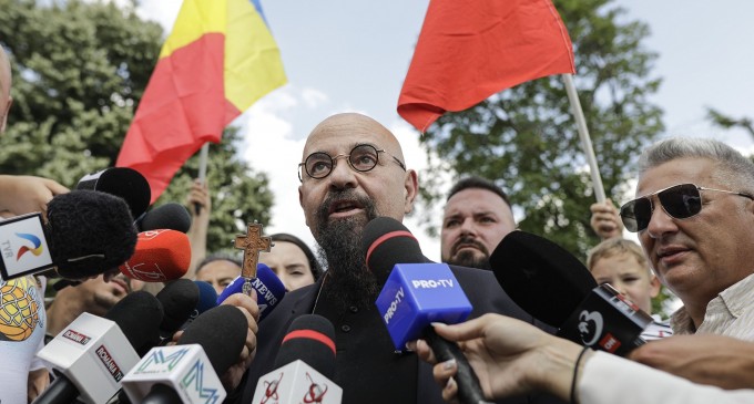 Cristian Popescu Piedone apără decizia de a-și angaja nepoții în primărie: „Nu este nici imoralitate, cu cine aţi vrea să lucrez, cu toţi trădătorii?”