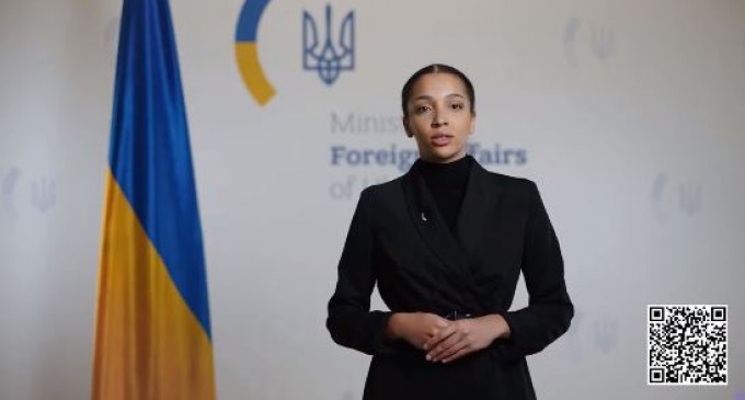 „Victoria Shi”: Ucraina are un purtător de cuvânt generat de inteligența artificială