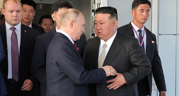 Vladimir Putin va merge în Coreea de Nord, iar vizita este „în curs de pregătire”, anunță Kremlinul