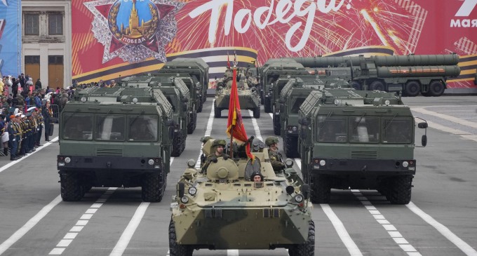 Manevre nucleare, amenințări către Franța și Marea Britanie, avertisment pentru NATO: Rusia ridică tonul în conflictul cu Occidentul