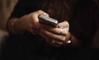 Sfaturi și strategii pentru a câștiga la sloturi online