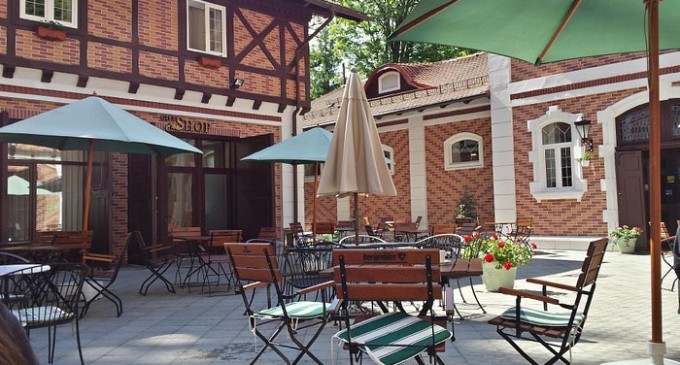 Cu ce impresionează Hotel Bastion din Sinaia?