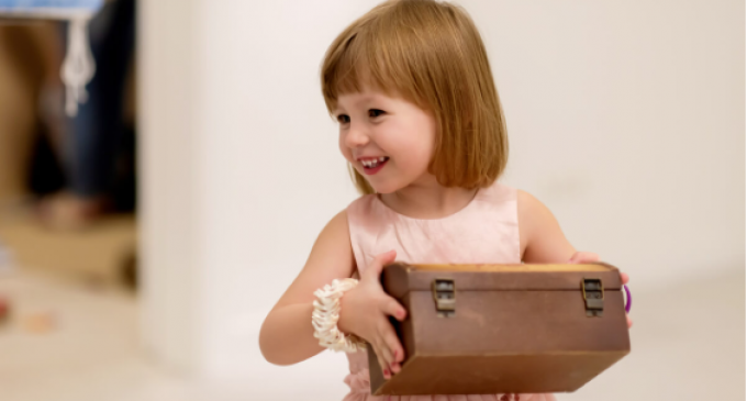 Seifurile și psihologia nevinovăției: De ce ne place să ascundem lucruri? La început, totul începe cu un secret