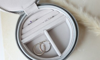 Argintul – mai mult decât un metal prețios: De ce bijuteriile din argint continuă să fascineze?