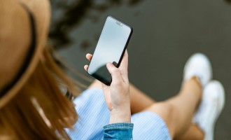 Ghidul suprem pentru protecția telefonului tău de zgârieturi și căzături