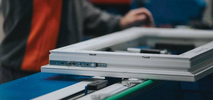 Producător Profile PVC: cheia către ferestre și uși durabile, eficiente și estetice