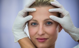 Când apar primele riduri și ce poți face pentru a le preveni? Când apar primele riduri și ce poți face pentru a le preveni?