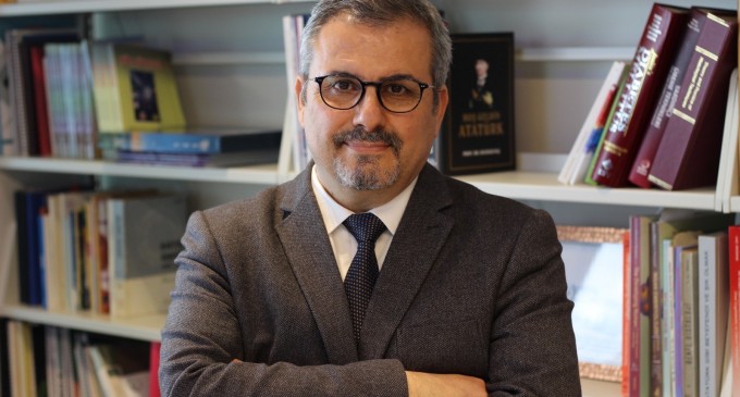 SIMEDICAL ROMÂNIA aduce în premieră în București expertiza mondială a prof. dr. Erdal Karaöz în medicina regenerativă