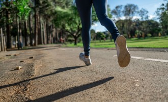 Stil și confort – selecția corectă de încălțăminte sport pentru femei