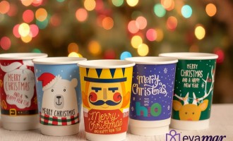 Pahare din carton pentru Crăciun, cu design festiv, de la Evamar