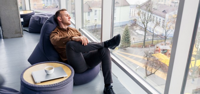 Izolarea fonică oferită de ferestrele PVC – Un somn liniștit