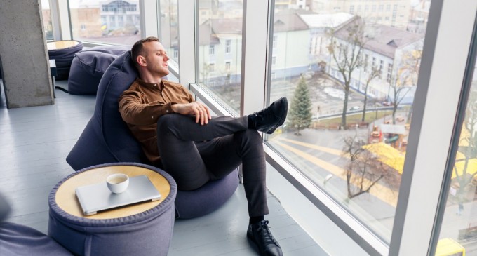 Izolarea fonică oferită de ferestrele PVC – Un somn liniștit