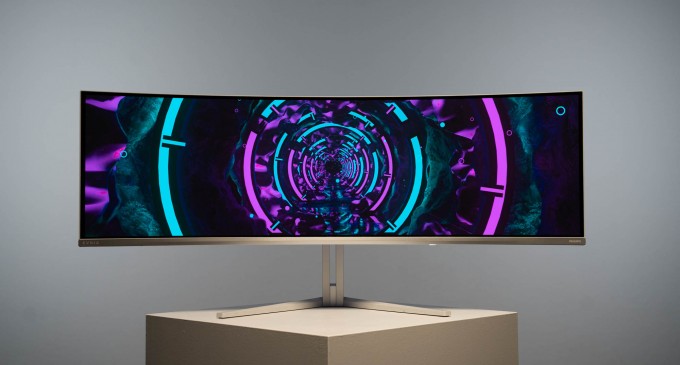 Philips Evnia aduce două monitoare de top în oferta de Black Friday