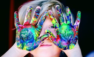 Cursuri creative online care te readuc la tine – explorare, inspirație și reconectare pe trans-formare.ro