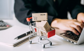 Strategii de cumpărare: Coduri de reducere și oferte pe Iacupon