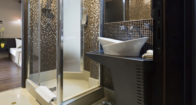 Cădițe de duș: materiale si înălțimi potrivite pentru baia ta