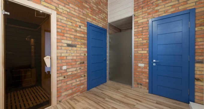 Tehnologii de ultimă generație în fabricarea ușilor de interior