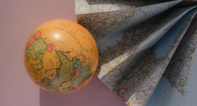 Călătoria ca terapie: cum să descoperi lumea fără zgomotul logisticii